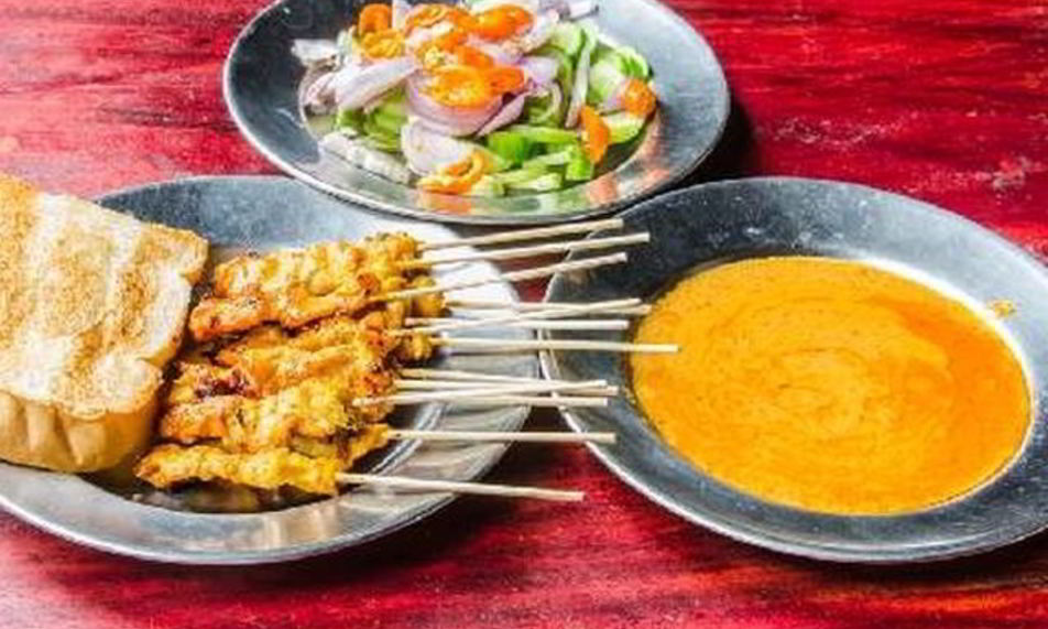 Рецепт шашлычки в кокосово-арахисовом соусом