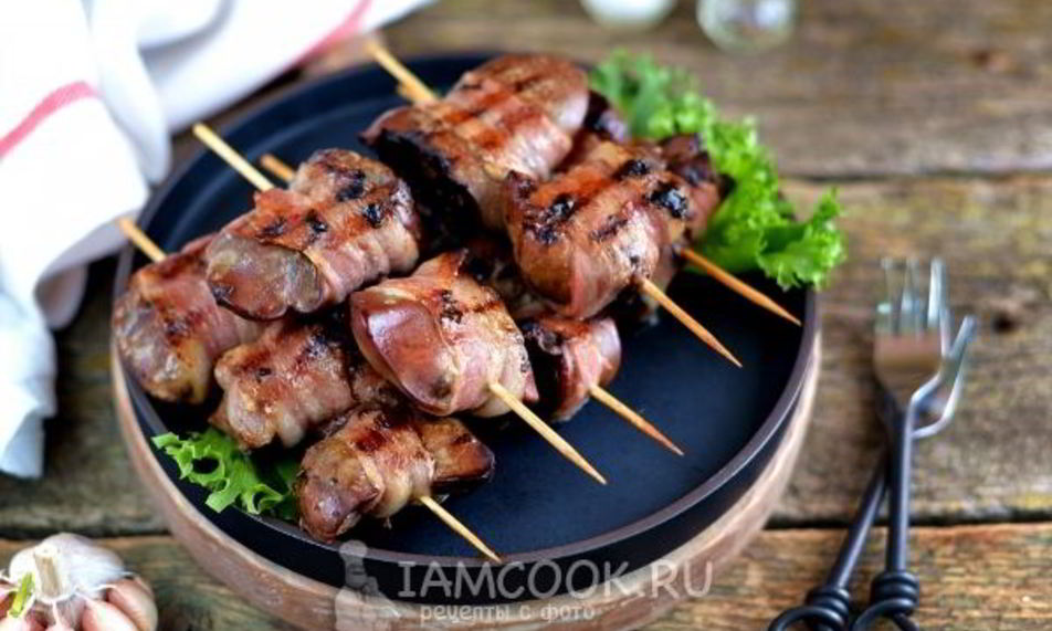Рецепт шашлык из индюшиной печени в беконе на сковороде-гриль