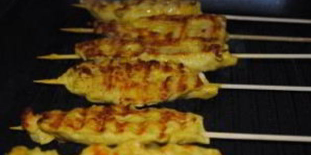 шашлык из курицы на шпажках