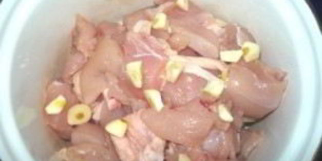 шашлык из курицы на сковороде