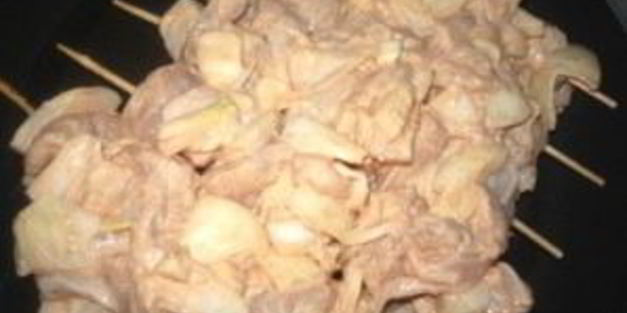 шашлык из курицы на сковороде