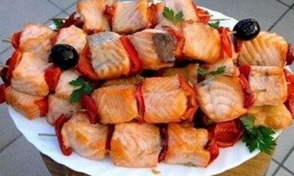 Рецепт шашлык из лосося с перцем чили
