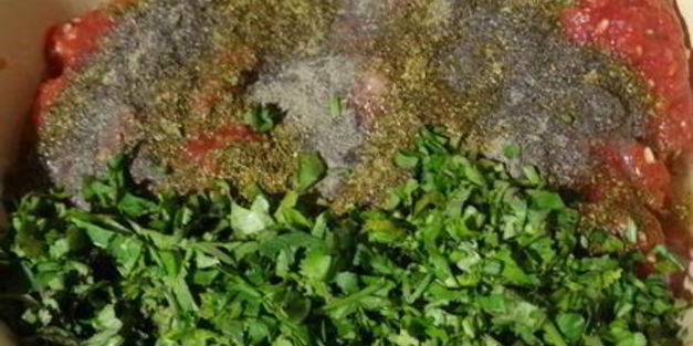 шашлык из мяса на сковороде