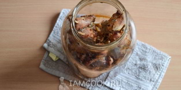 шашлык из свинины в банке в духовке