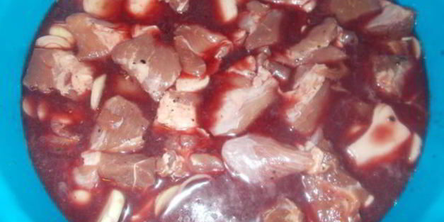 шашлык, маринованный в вине