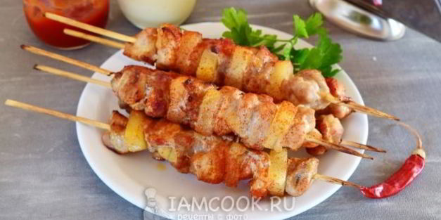 шашлык на шпажках в духовке на противне