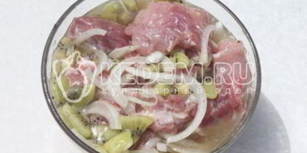 шашлык с киви