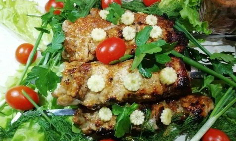 Рецепт сочный шашлык из свинины на балконе
