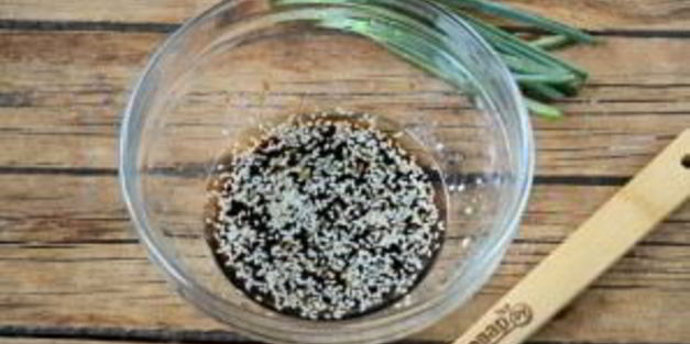 тайский шашлычок на шпажках