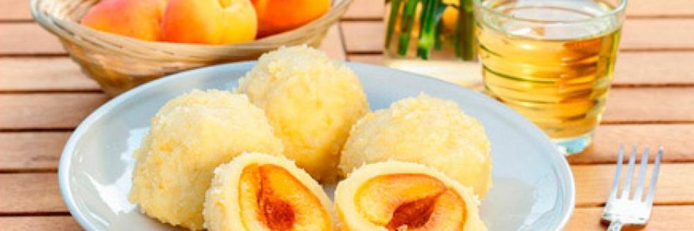 Сладкие картофельные клецки с абрикосами