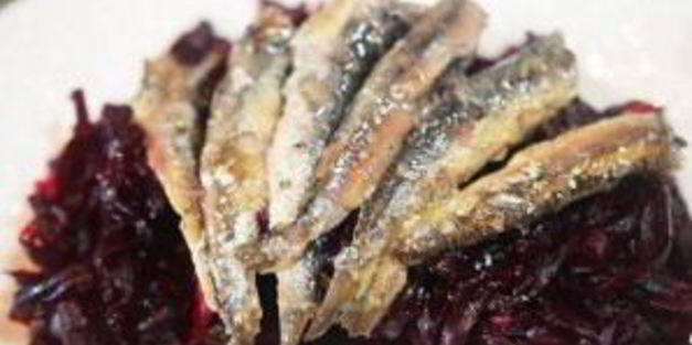 свекольный гарнир с килечкой