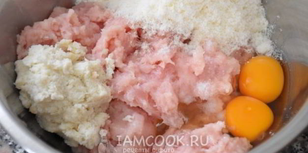 куриные тефтели в томатном соусе