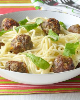 Паста с тефтелями