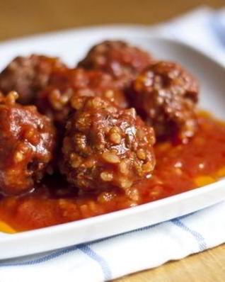 Тефтели с рисом в томатном соусе