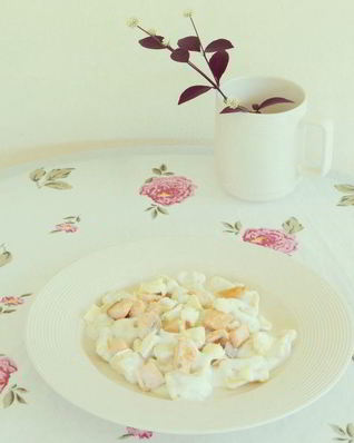 Тыквенные ньокки в соусе бешамель с форелью и сыром Бри