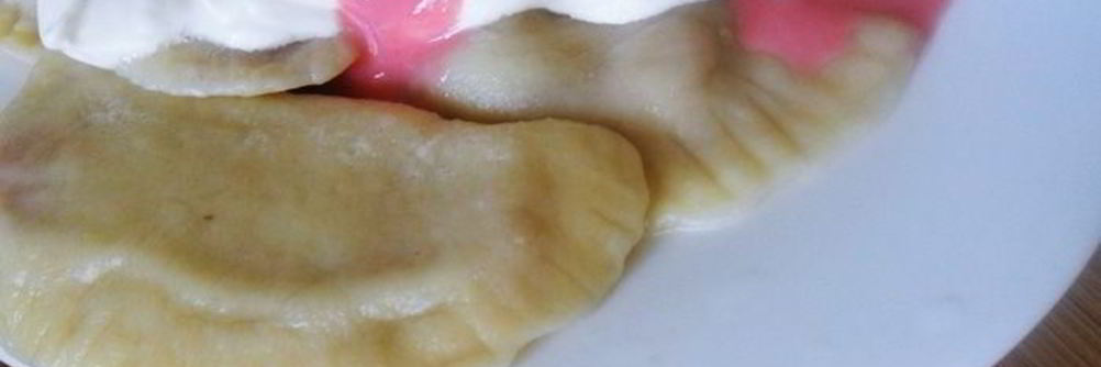 Вареники с клубникой