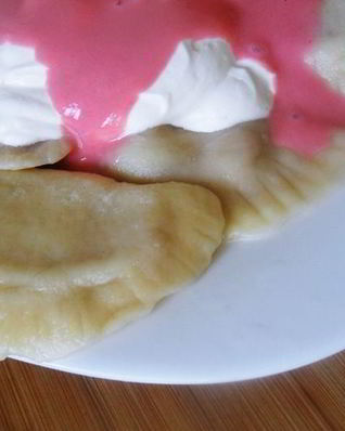 Вареники с клубникой