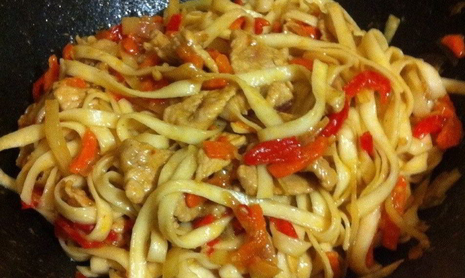 Рецепт яичная китайская лапша вок со свининой