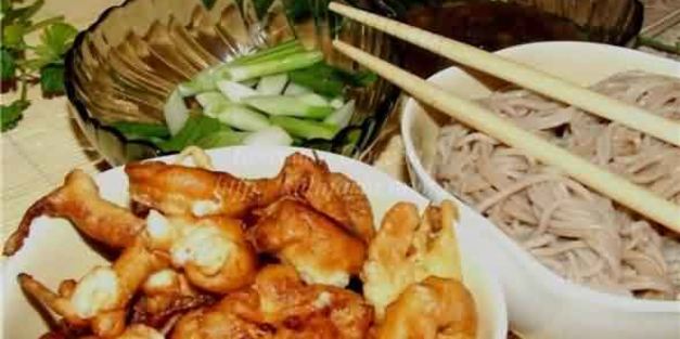 зару соба гречневая лапша, овощи темпура и креветки