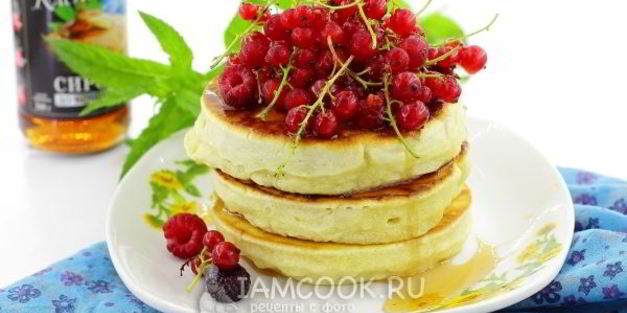 блинчики с кленовым сиропом
