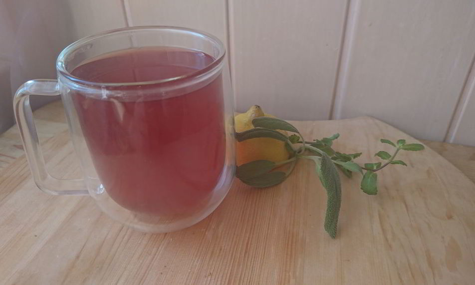 Рецепт чайный напиток с ежевикой и мятой