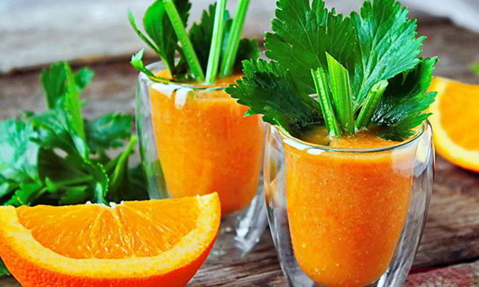 Рецепт детокс-коктейль с сельдереем и апельсином