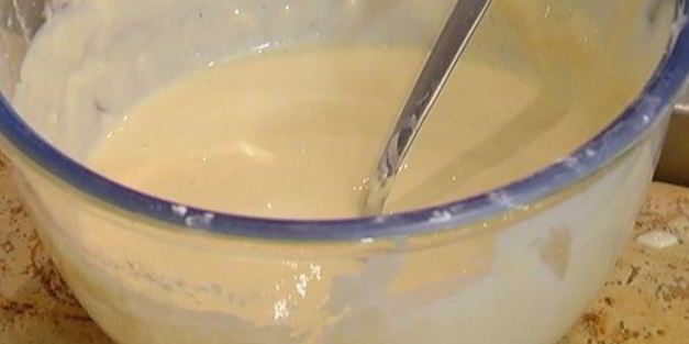 кефирные оладушки с кленовым сиропом