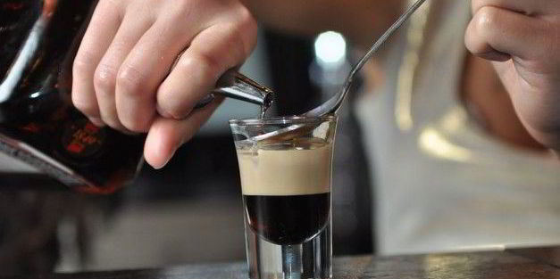 коктейль б-52