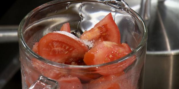 коктейль на основе овощей после полуночи