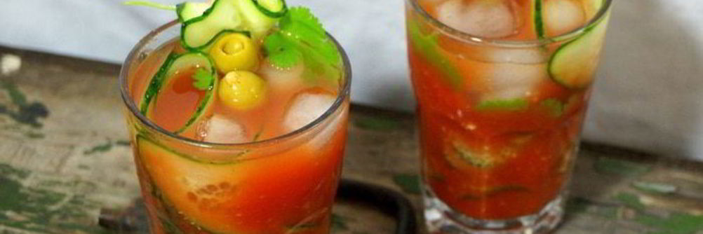 Летний томатно-огуречный коктейль