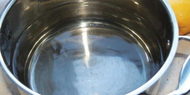 лимонно-имбирный прохлаждающий напиток