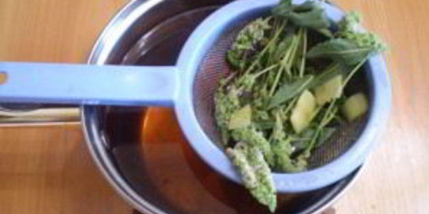 медовый напиток с мелиссой