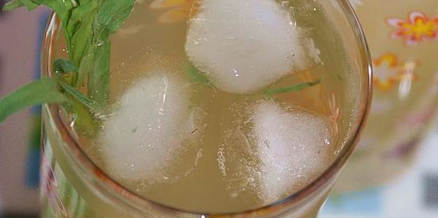 напиток тархун с пряностями