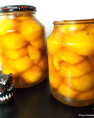 Нектарины в сиропе