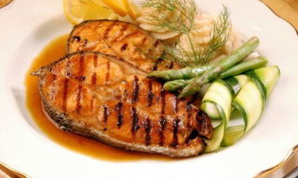 Рецепт острый лосось на гриле в глазури из кленового сиропа