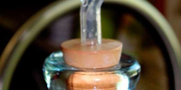 вино из войлочной вишни