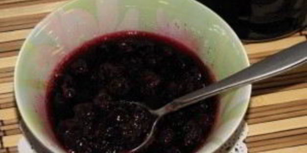 вишня в сиропе с косточкой