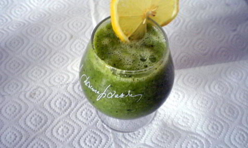 Рецепт зеленый витаминный коктейль для кейла