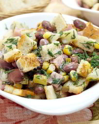 Салаты с фасолью