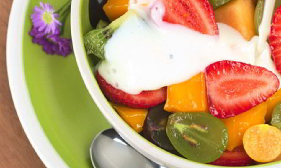 Рецепт фруктовый салат с шоколадным соусом