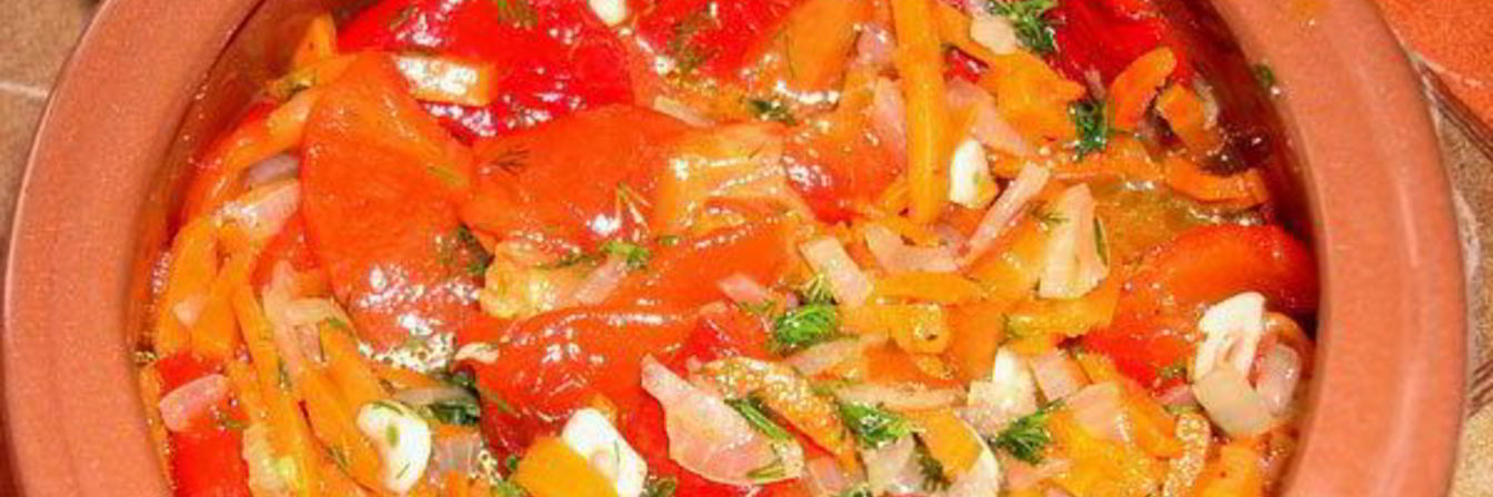Маринованный салат из сладкого перца