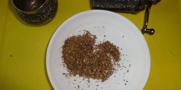 острый овощной салат с пророщенным машем