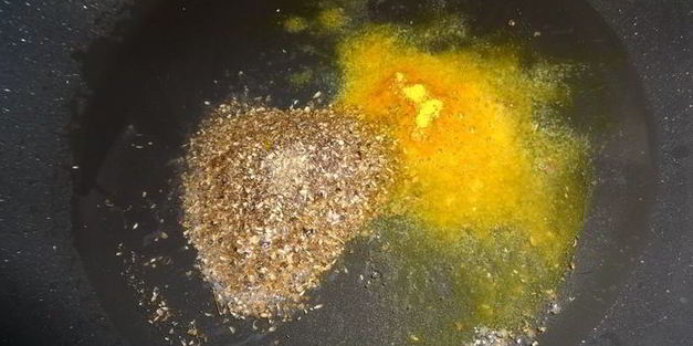 острый овощной салат с пророщенным машем