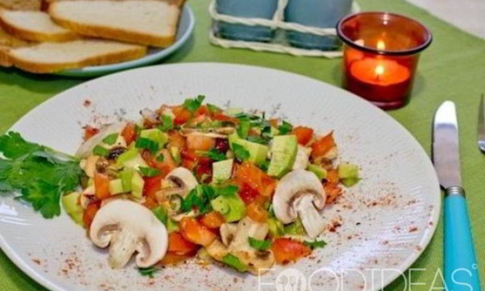 Рецепт овощной салат с авокадо