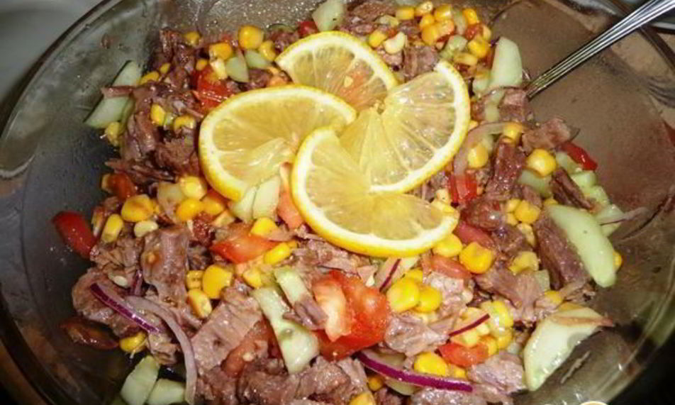 Рецепт овощной салат с отварной говядиной