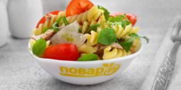 паста-салат с консервированным тунцом