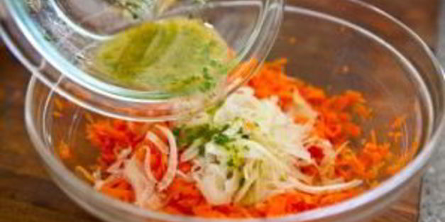 простой салат из моркови