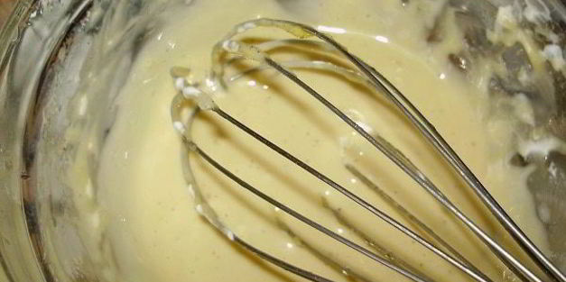 салат из чернослива, свеклы и сыра чеддер