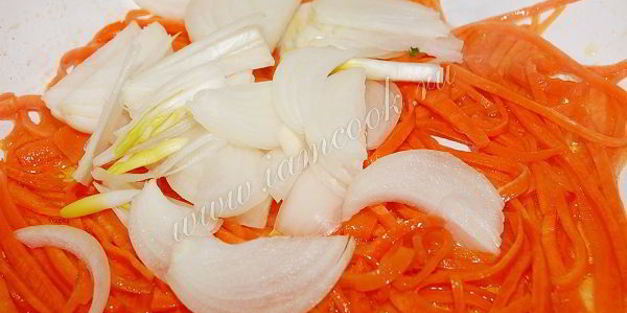 салат из кальмаров с морковью