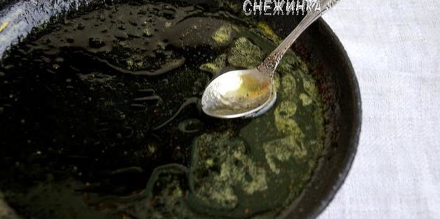 салат из красной капусты с тыквой и тыквенными семечками